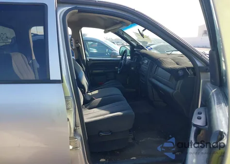 2002 Dodge Ram 1500 St z USA, uszkodzony, nr VIN 3D7HA18Z22G190039